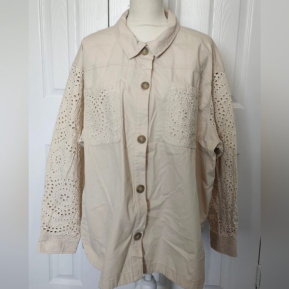 Maurices eyelet twill shacket size 2X - Picture 1 of 9